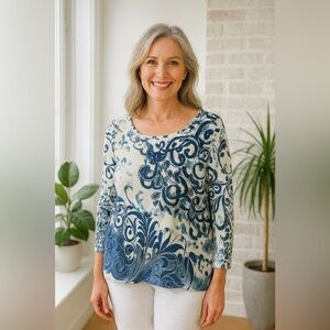 Chico’s Beaded Embellished Paisley Top Blue Off White Pattern size 1 US8 / M